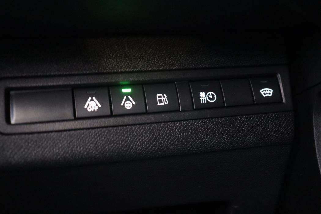 PEUGEOT 3008 2023