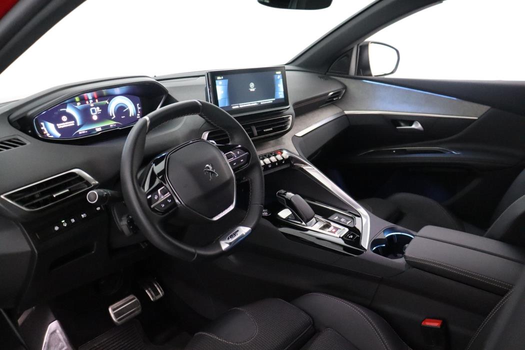 PEUGEOT 3008 2023