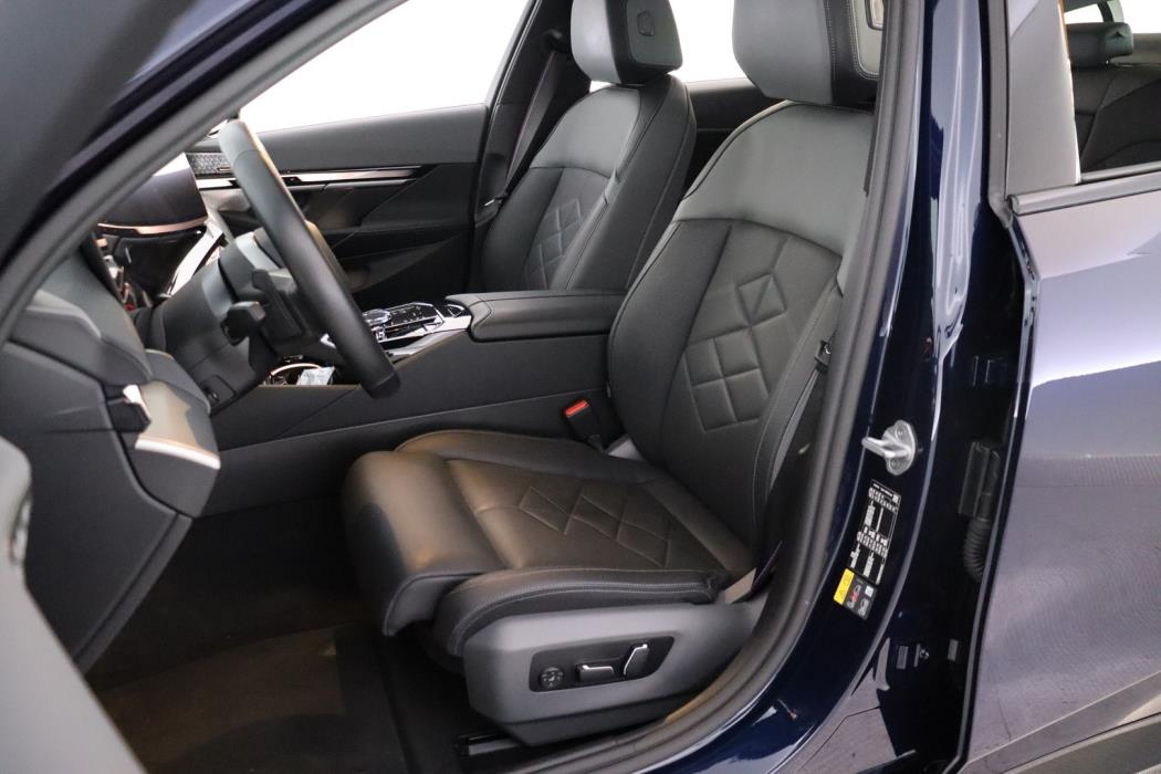 BMW I5 M60 2025