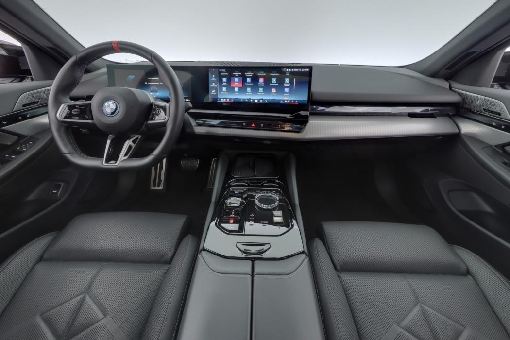 BMW I5 M60 2025