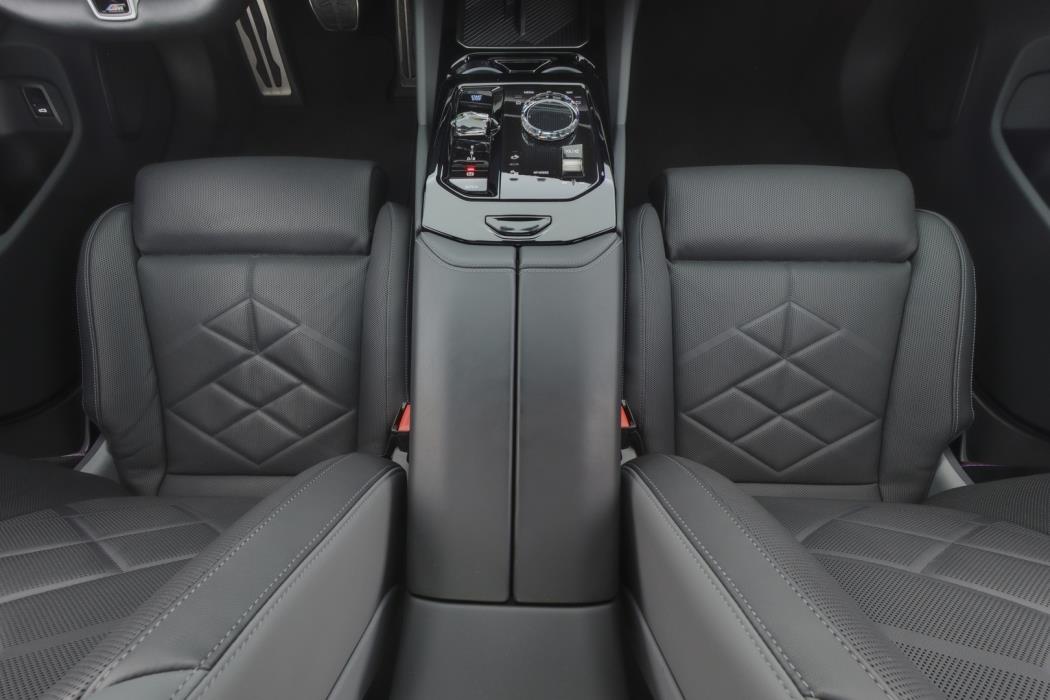 BMW I5 M60 2025