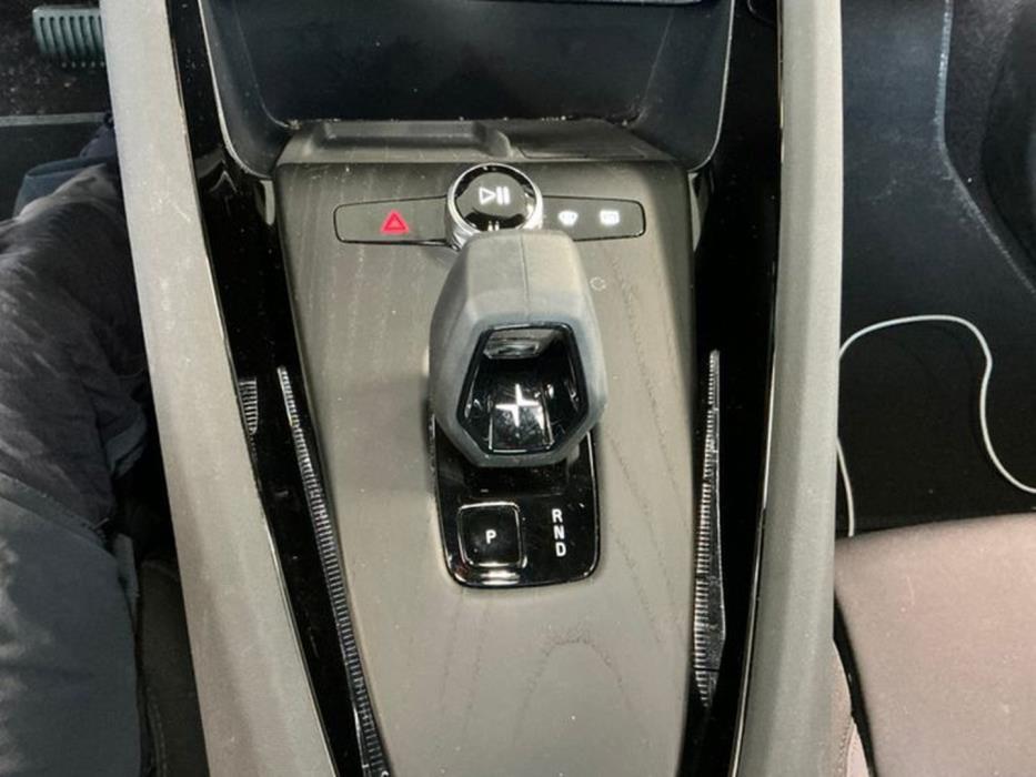 POLESTAR 2 2025