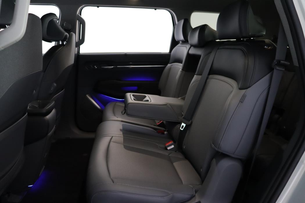 KIA EV9 2025