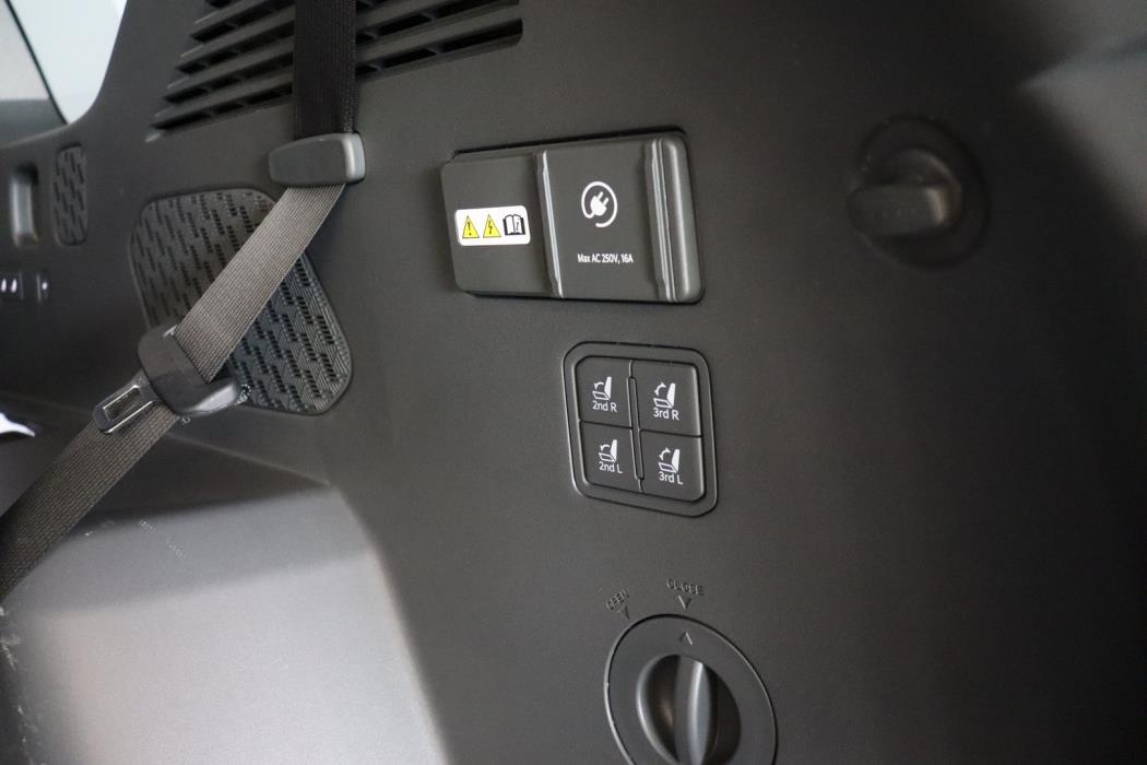 KIA EV9 2025