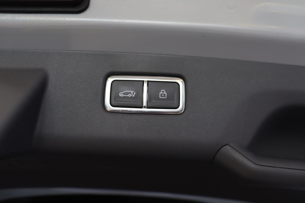 KIA EV9 2025