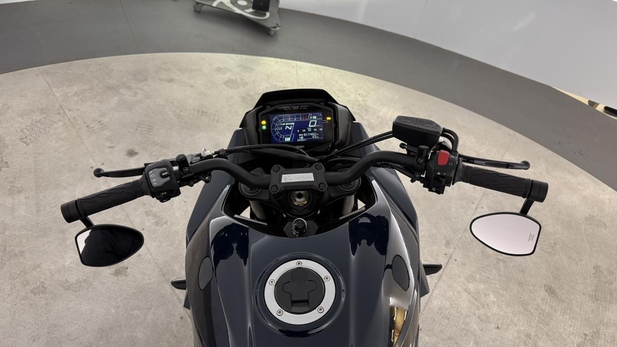 SUZUKI GSX-S 2020