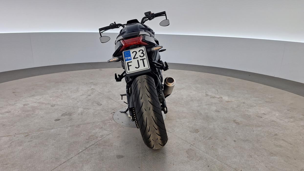 SUZUKI GSX-S 2020