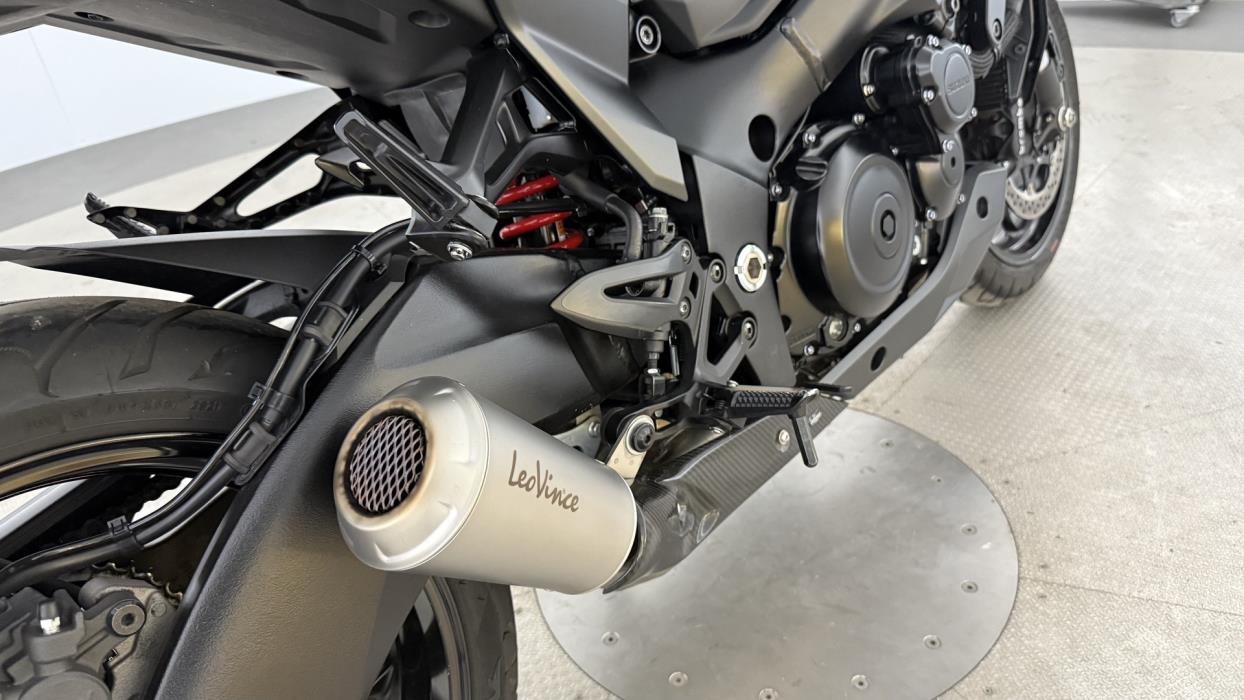 SUZUKI GSX-S 2020