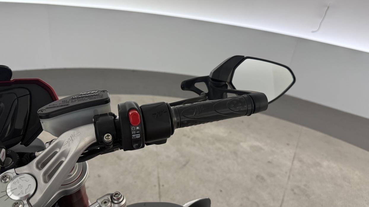 MV AGUSTA Brutale 2016