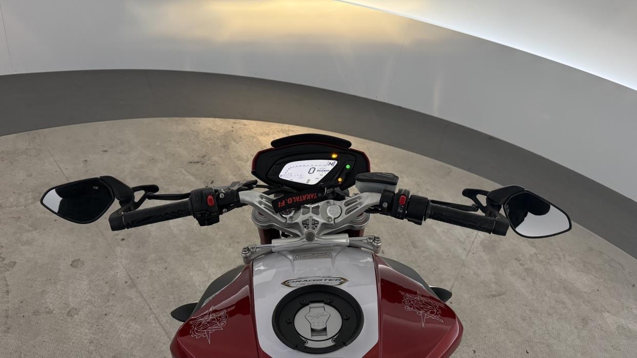 MV AGUSTA Brutale 2016