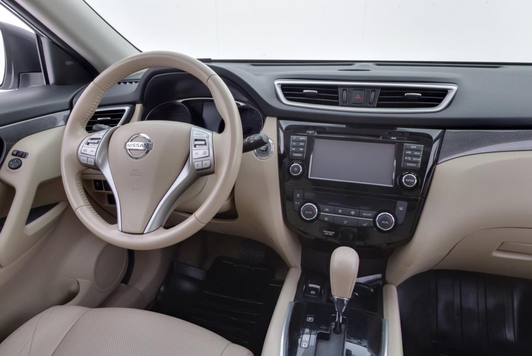NISSAN X-Trail 2015