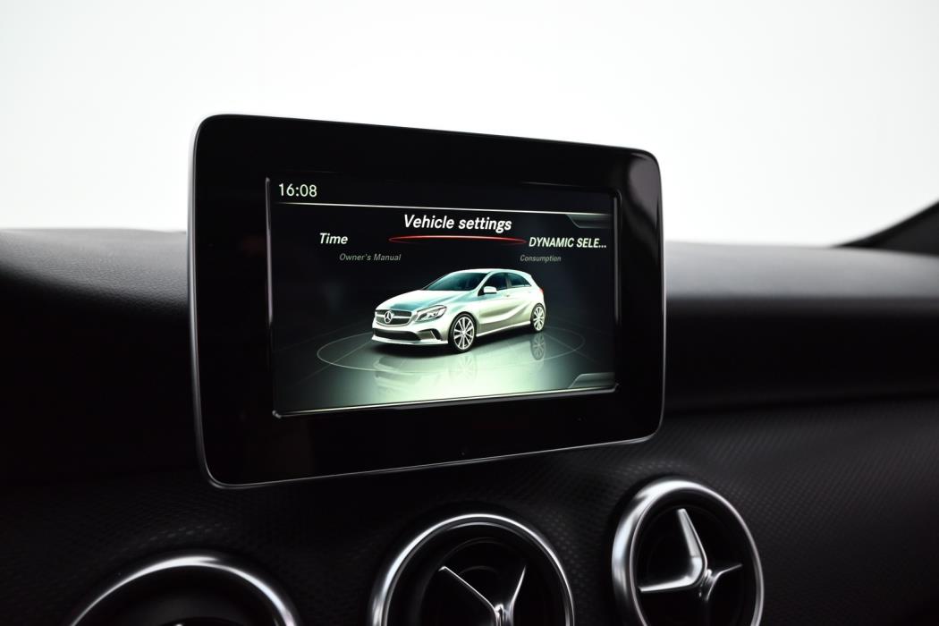 MERCEDES-BENZ A 2018