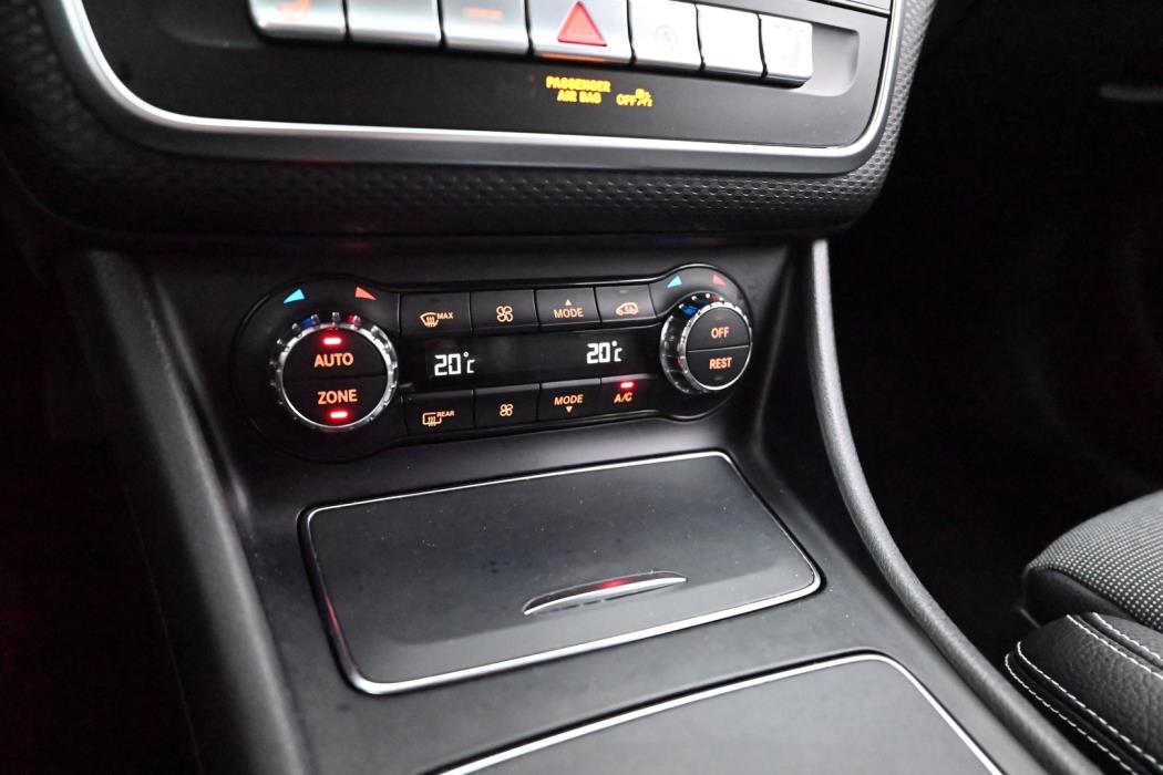 MERCEDES-BENZ A 2018