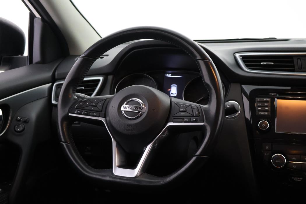 NISSAN Qashqai 2018