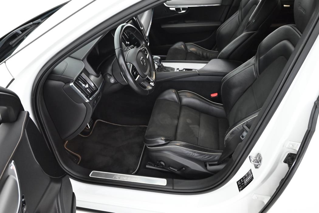 VOLVO V90 2019