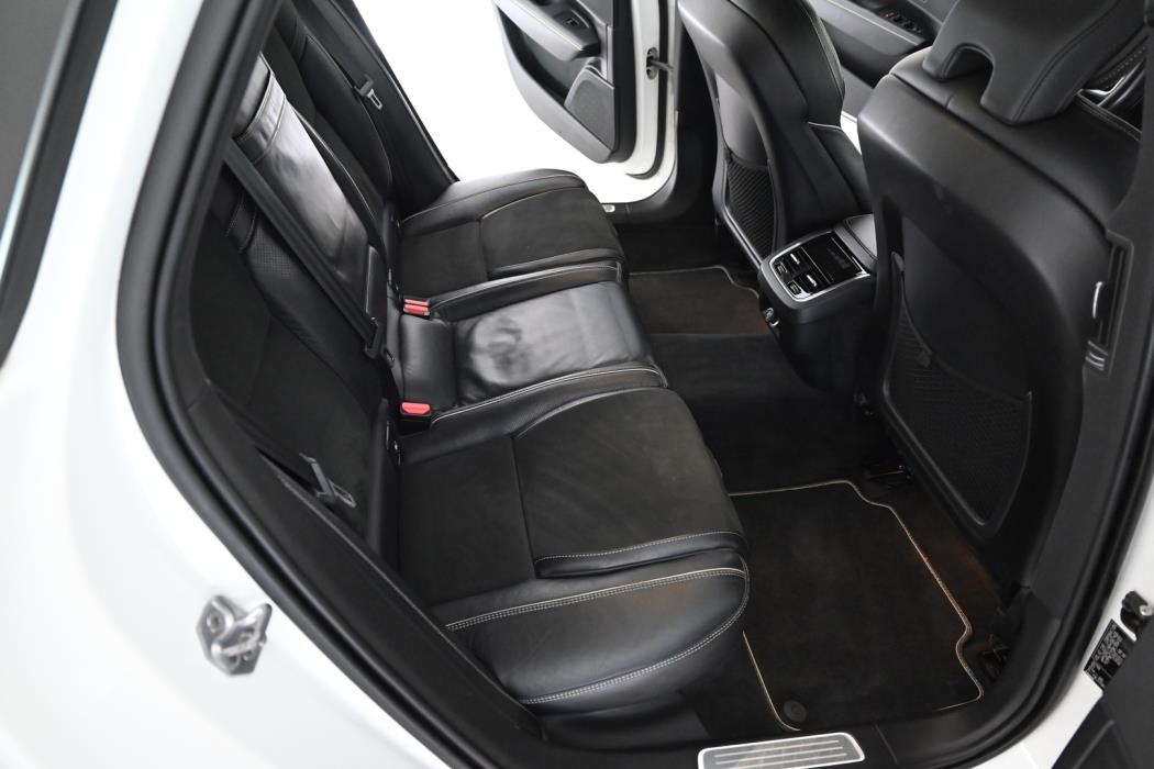VOLVO V90 2019