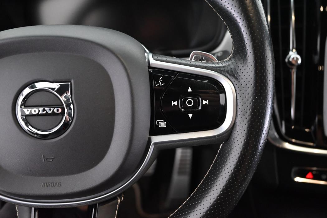 VOLVO V90 2019