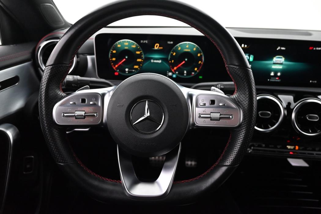 MERCEDES-BENZ CLA 2019