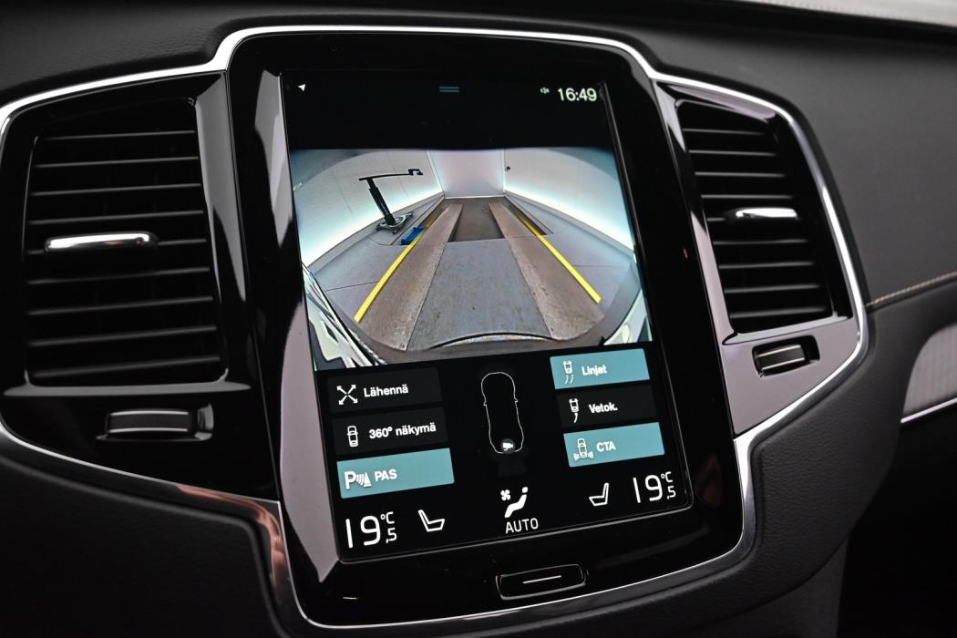 VOLVO XC90 2019