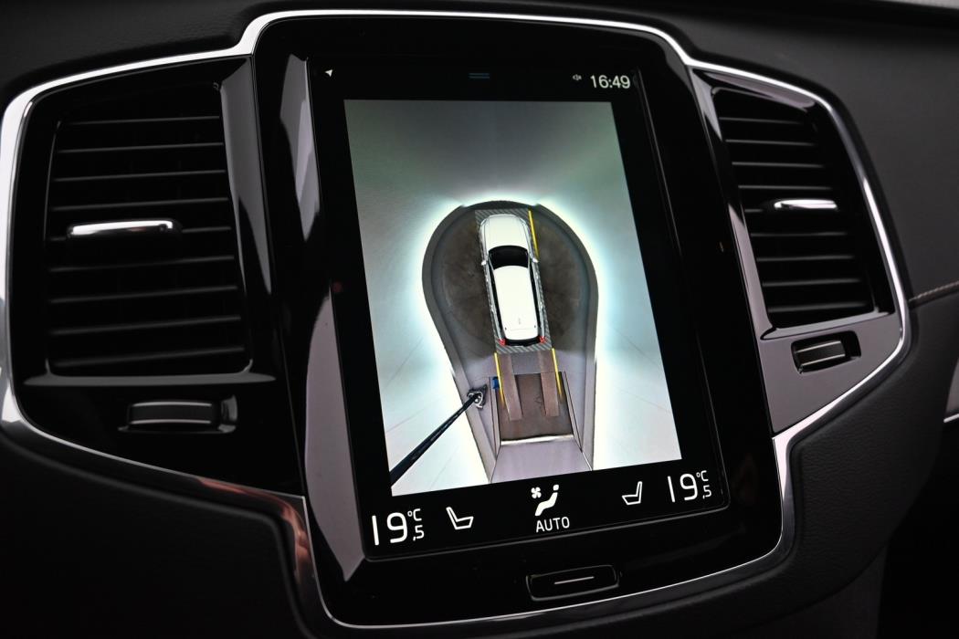 VOLVO XC90 2019
