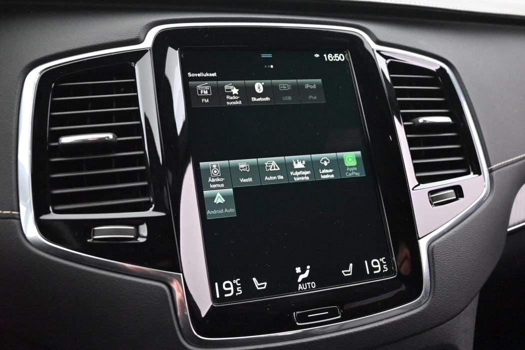 VOLVO XC90 2019