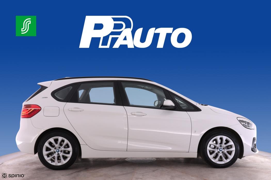 BMW 225 2019