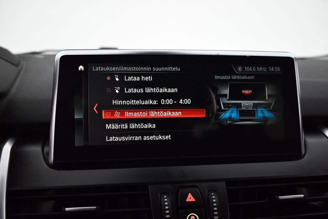 BMW 225 2019