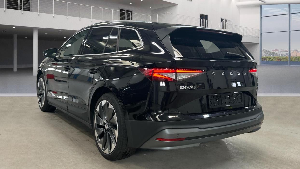 SKODA Enyaq 2023