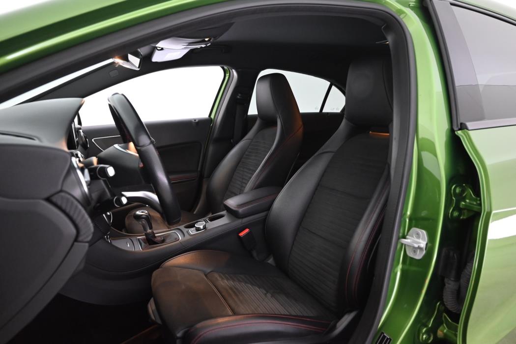 MERCEDES-BENZ A 2016