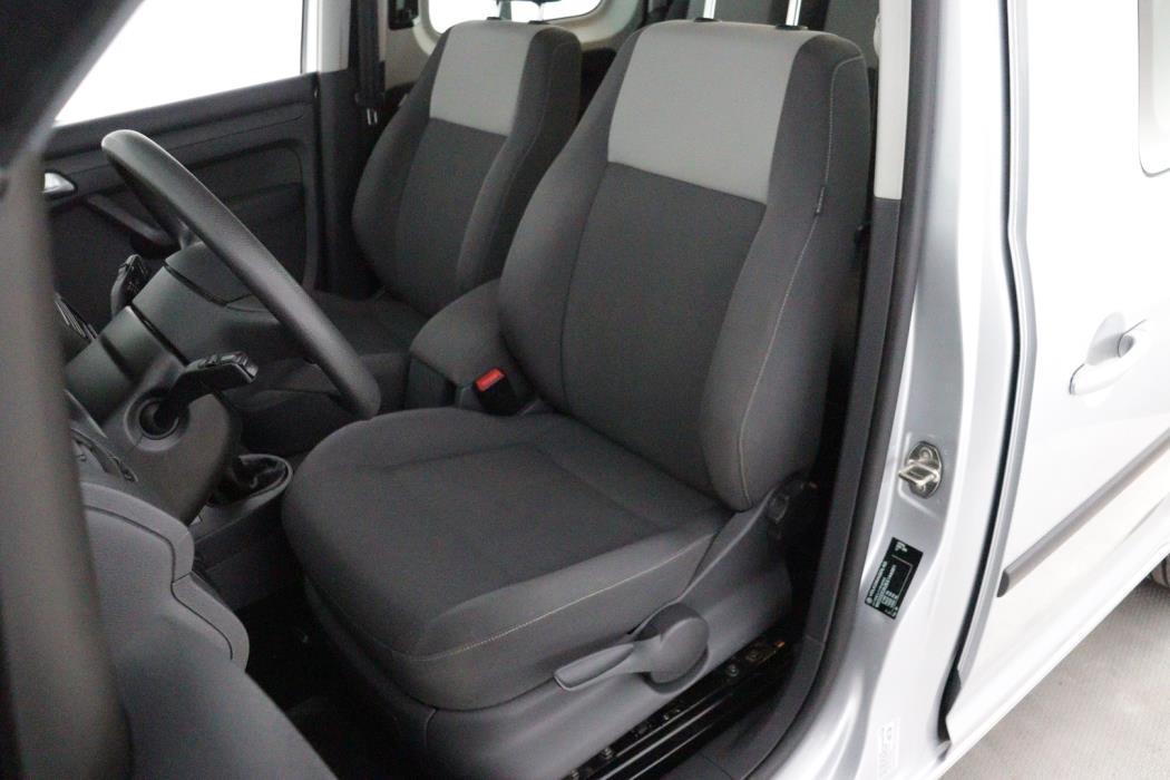 VOLKSWAGEN Caddy 2015