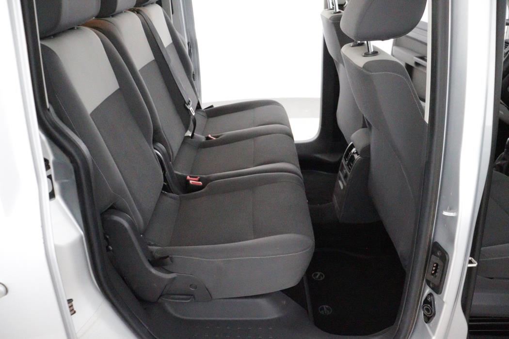 VOLKSWAGEN Caddy 2015