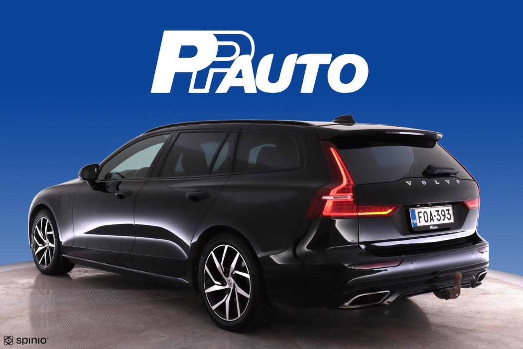 VOLVO V60 2020