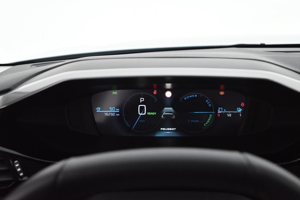 PEUGEOT E-308 2023