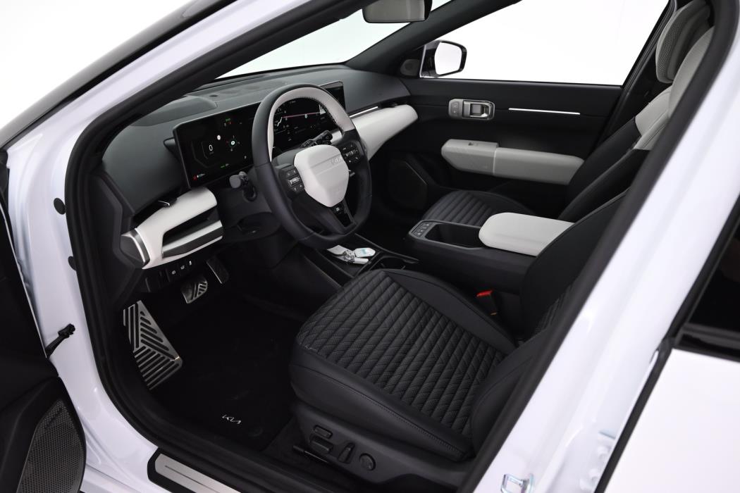 KIA EV4 2026