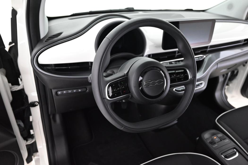 FIAT 500e 2023