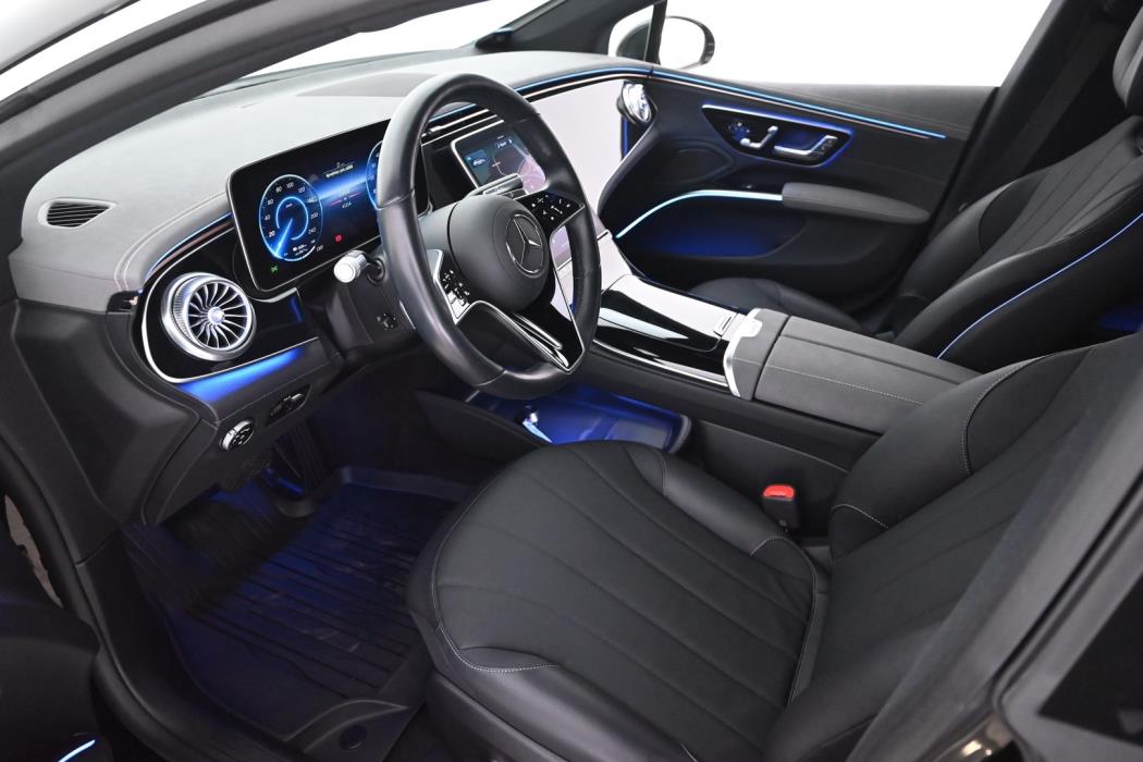 MERCEDES-BENZ EQS 2022