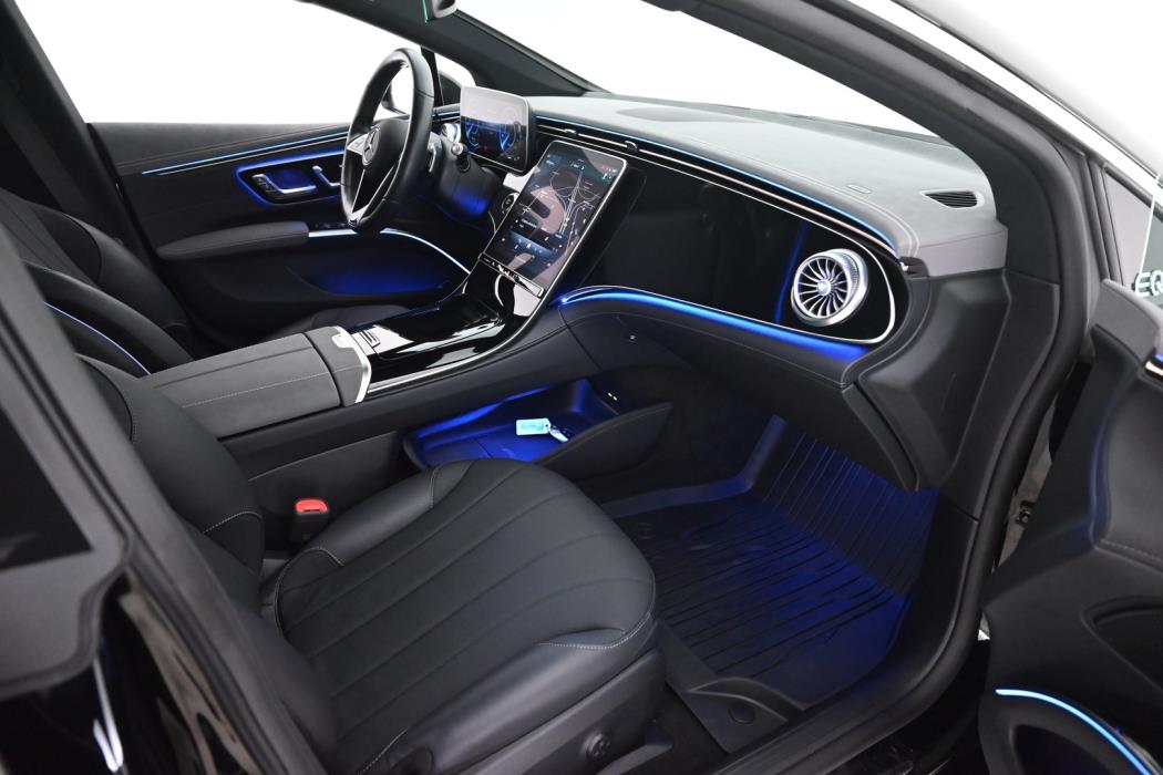 MERCEDES-BENZ EQS 2022