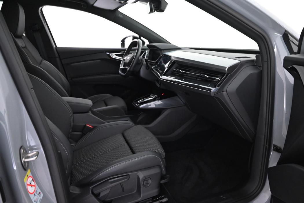 AUDI Q4 e-tron 2023