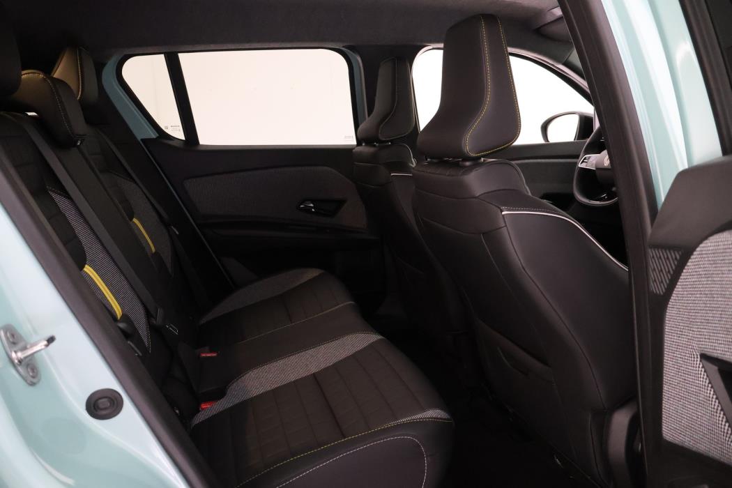 RENAULT 4 2025