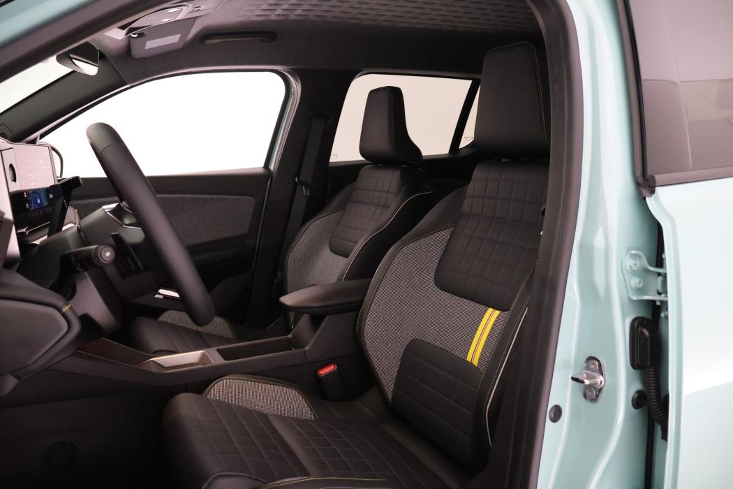 RENAULT 4 2025