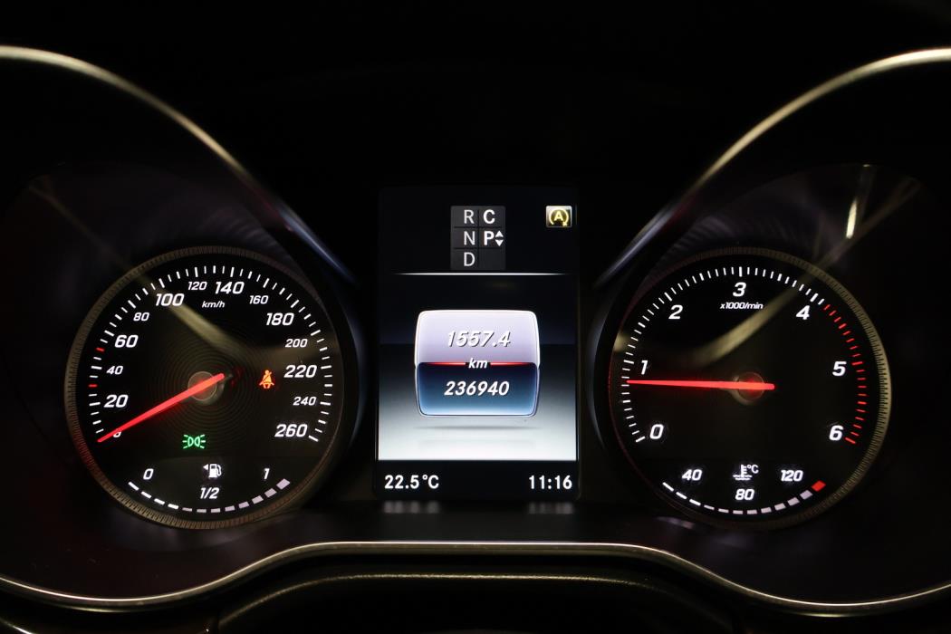 MERCEDES-BENZ V 2017