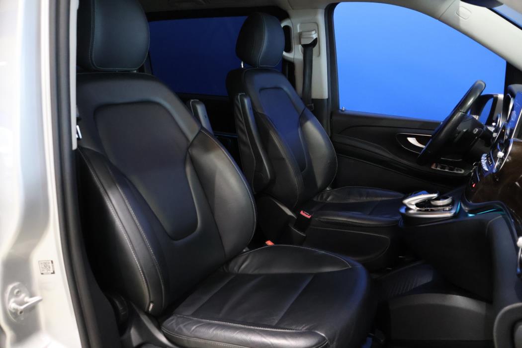 MERCEDES-BENZ V 2017