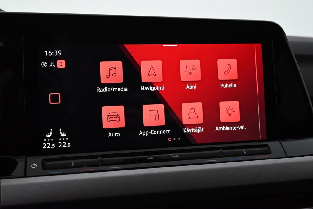 VOLKSWAGEN Golf 2021