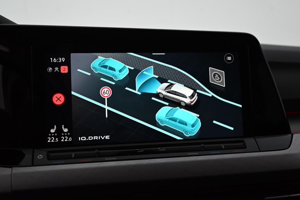 VOLKSWAGEN Golf 2021