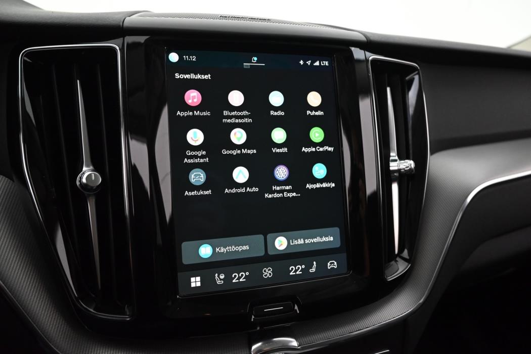 VOLVO XC60 2023