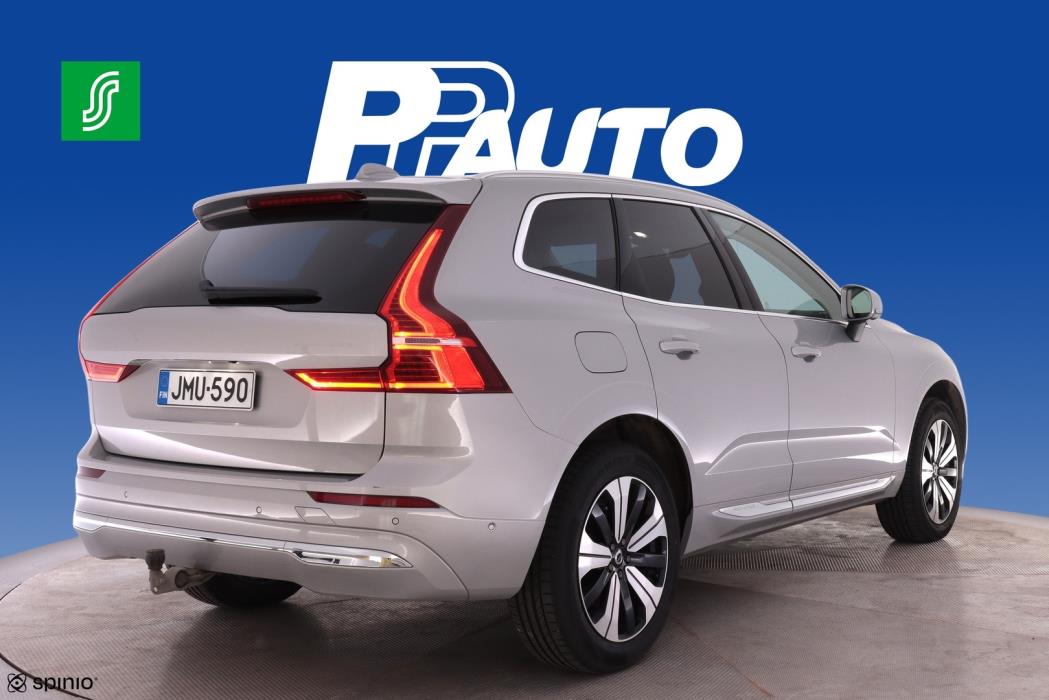VOLVO XC60 2023