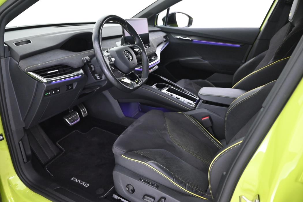 SKODA Enyaq 2023
