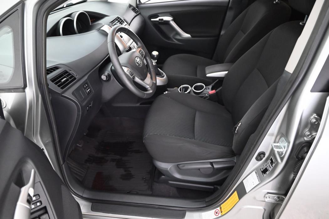 TOYOTA Verso 2012