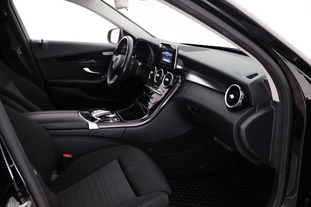 MERCEDES-BENZ C 2016