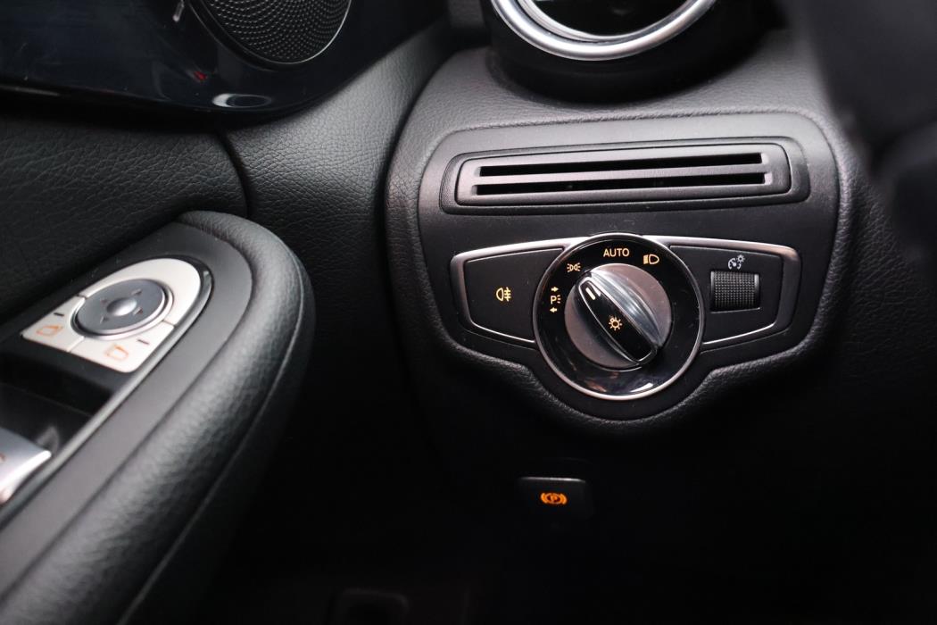 MERCEDES-BENZ C 2016